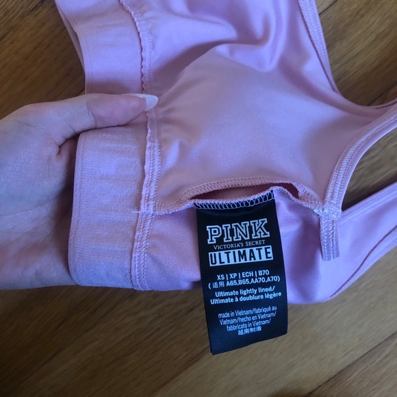Victoria's Secret Ultimate Sports Bra - Picture 8 of 9